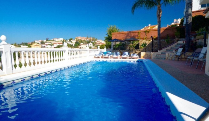Torreblanca Villa Sleeps 13 Pool Air Con WiFi