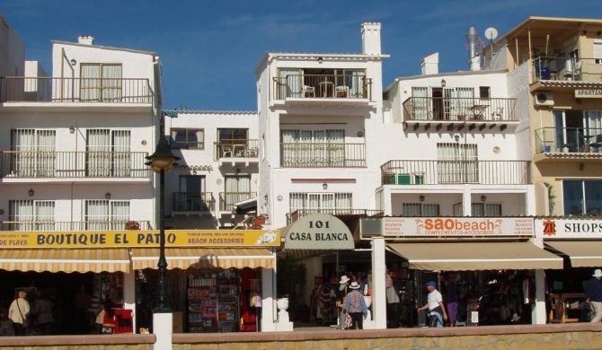 Apartamentos Casa Blanca