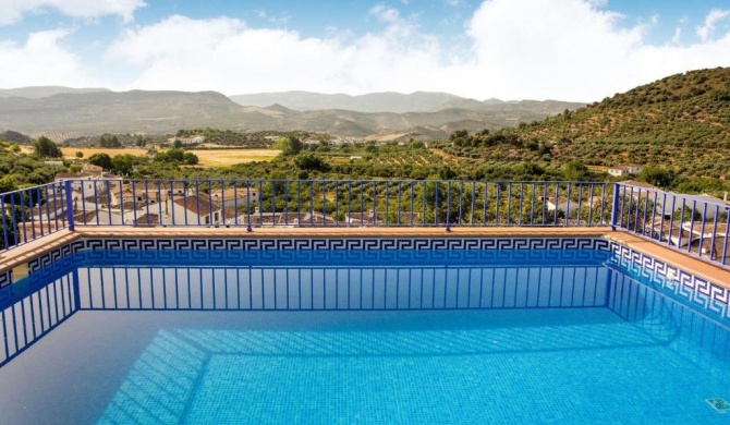 Vibrant Holiday Home in Priego de C rdoba with Private Pool