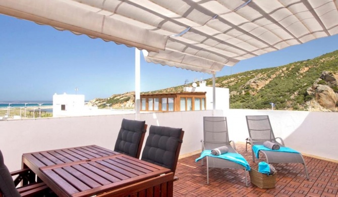 Very nice apartment with 30m terrace and ocean view – perfect location!