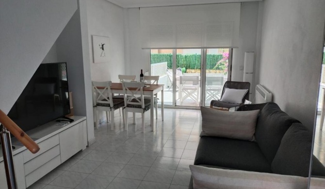 Duplex a 25 metros de la playa