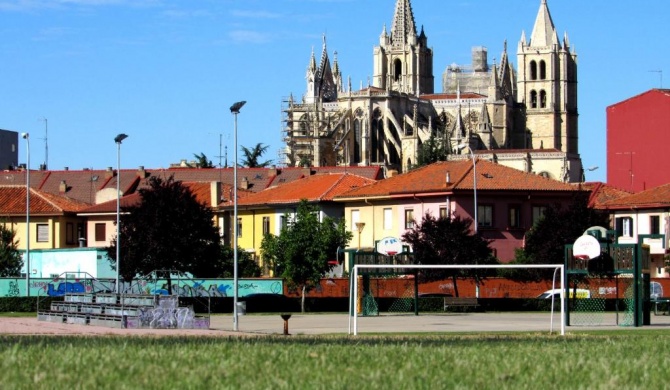 www Parques de la Catedral travel com Parking privado Gratis
