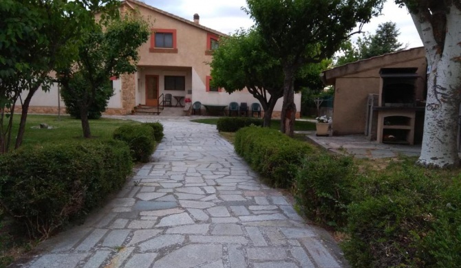 Casa Rural Las Tuyas en Segovia