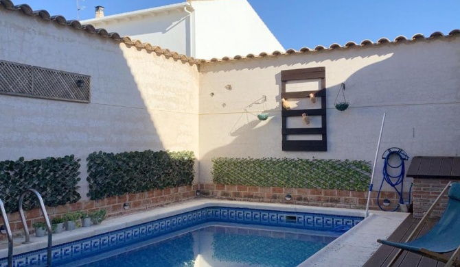 4 bedrooms villa with city view private pool and jacuzzi at Mota del Cuervo
