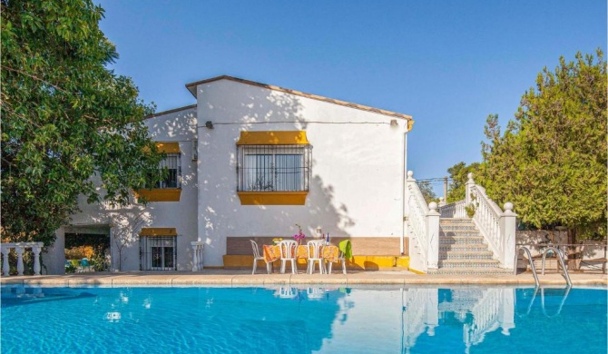 Nice home in Tomares with 7 Bedrooms, WiFi and Outdoor swimming pool